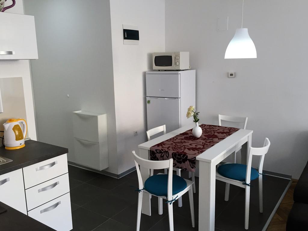 Arenacentar Apartments Пула Екстер'єр фото