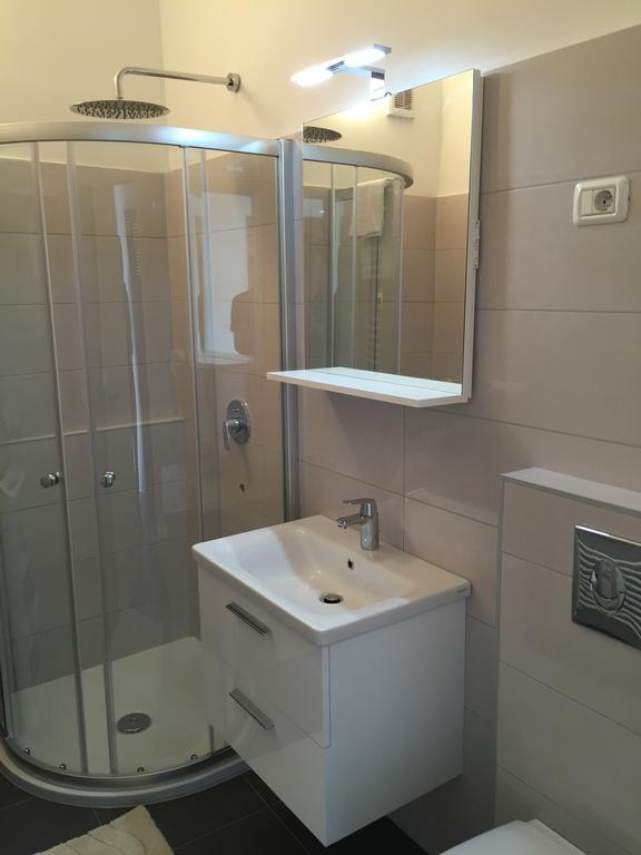 Arenacentar Apartments Пула Екстер'єр фото