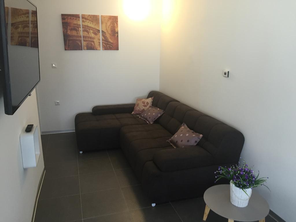 Arenacentar Apartments Пула Екстер'єр фото